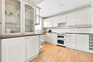 Kitchen- click for photo gallery